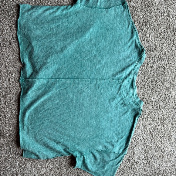 Crop Top - Picture 4 of 4